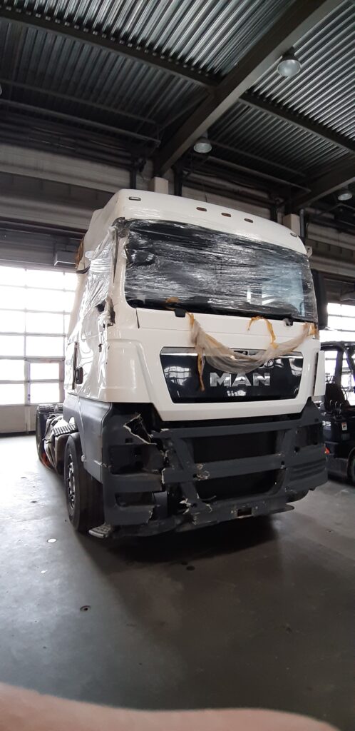 Кузовной ремонт грузовиков и автобусов